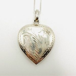 STERLING SILVER Vintage Etched Dainty Puffed Heart Pendant Box Chain Necklace